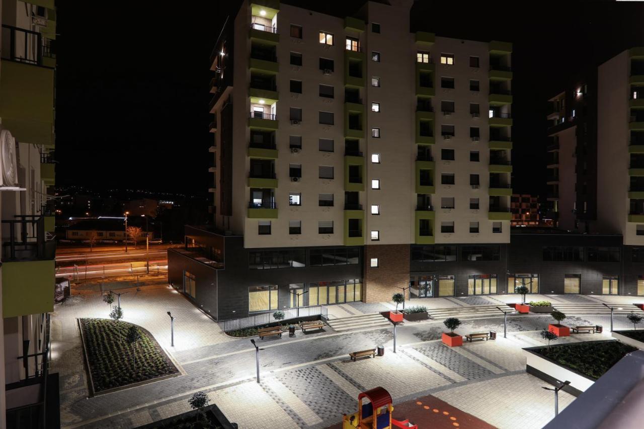 Apartment Promenada Avenija Novi Sad Esterno foto