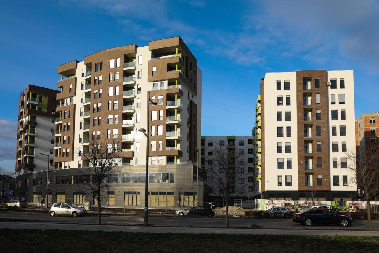 Apartment Promenada Avenija Novi Sad Esterno foto