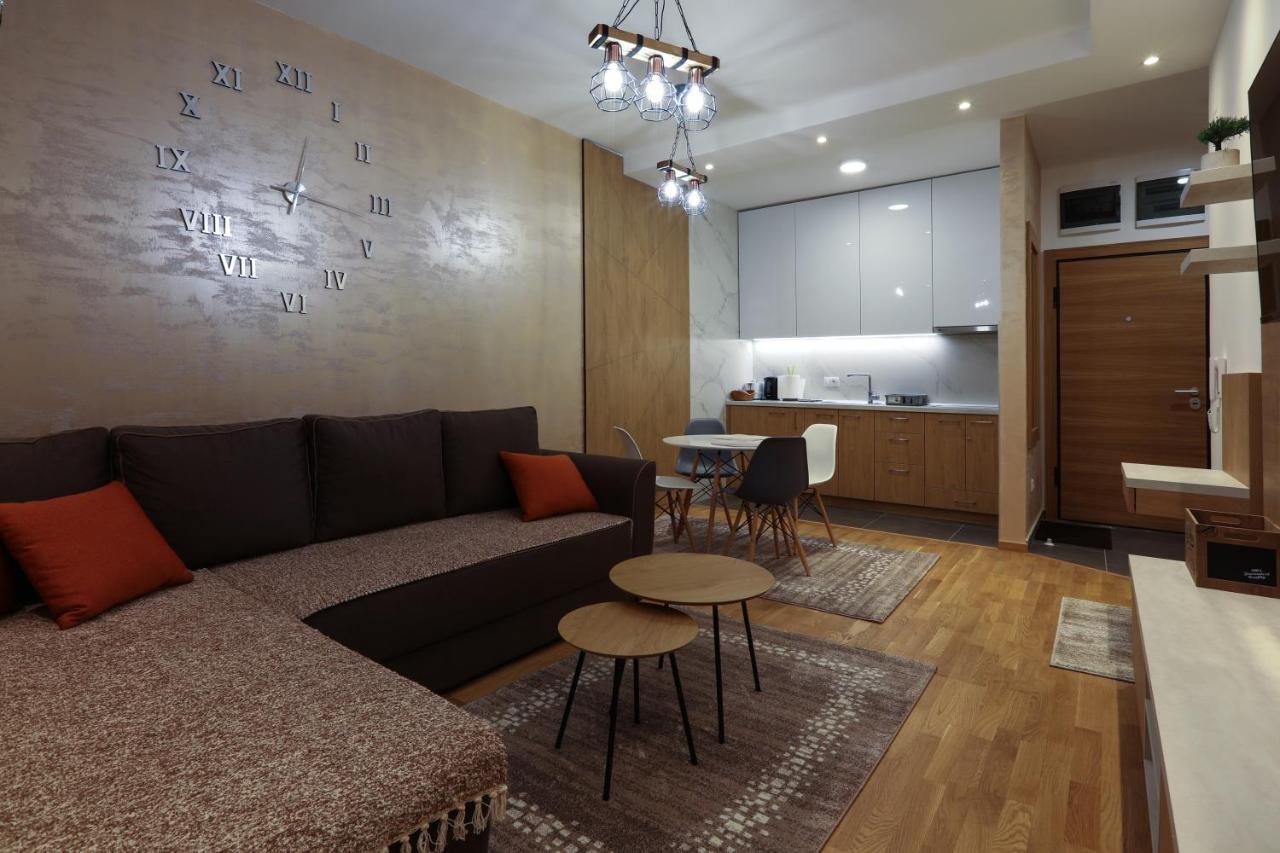 Apartment Promenada Avenija Novi Sad Esterno foto